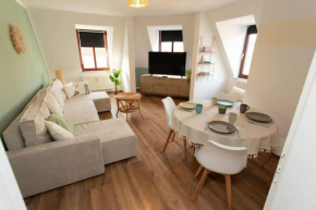 BOHO CHIC Markkleeberg, in Seenähe, 8 min bis ins Leipziger Zentrum mit der S-Bahn, Fast WIFI